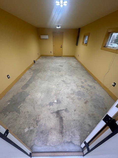 Elkton House before epoxy floor coating